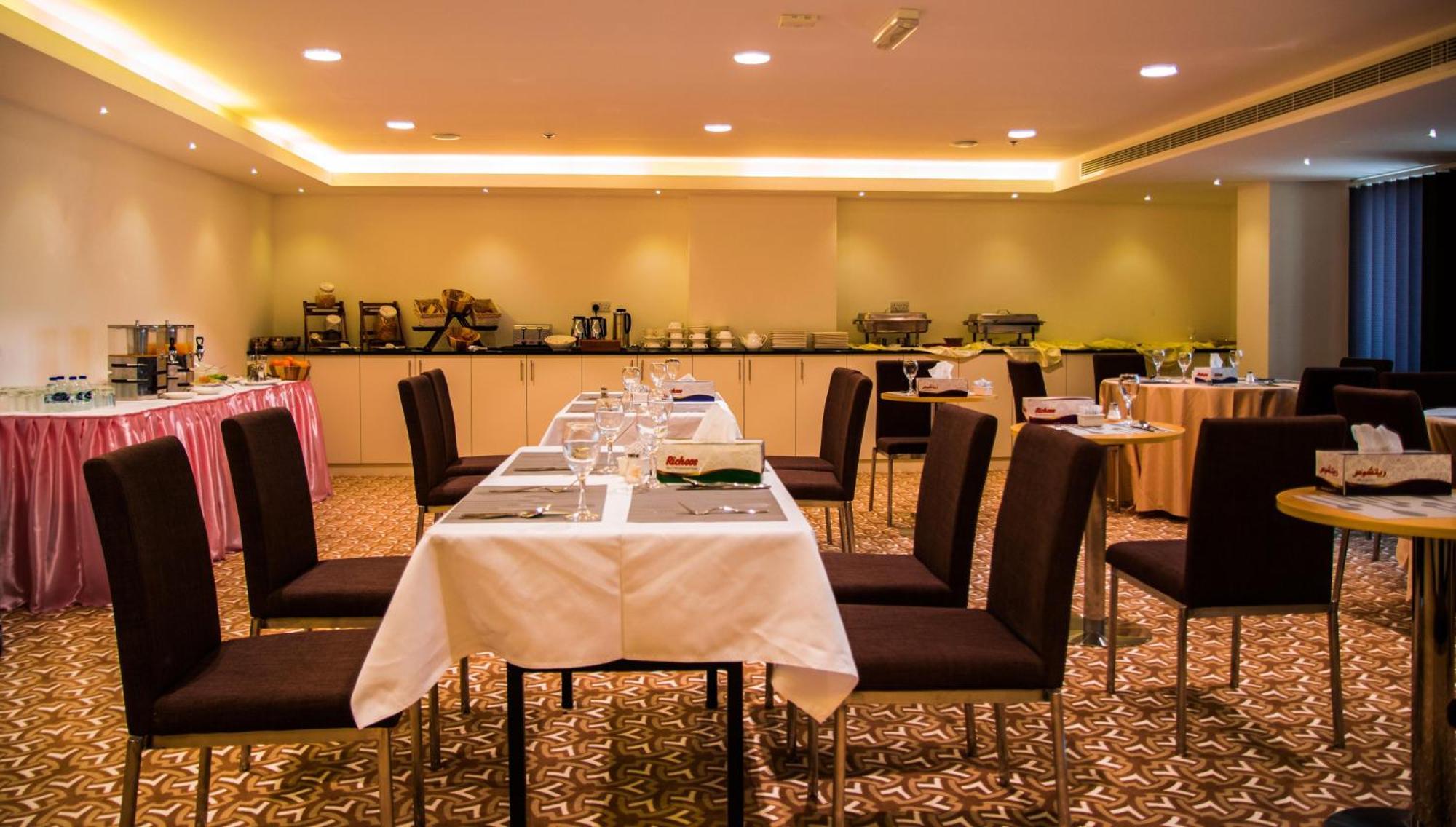 מוסקט City Park Hotel Apartments מראה חיצוני תמונה